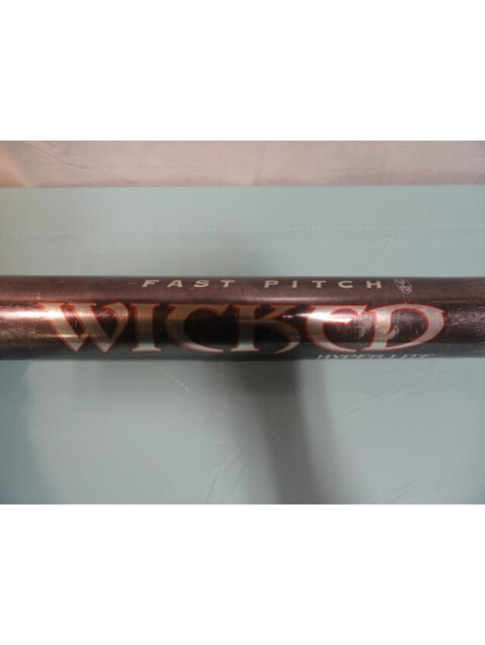 WORTH WICKED DFW11 HYPERLITE MG46 FASTPITCH SOFTBALL BAT 2 1/4in 20oz 31in